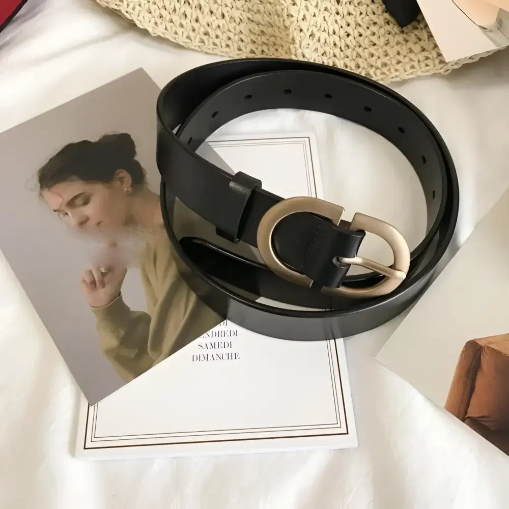 Menenba belt Black leather with gold buckle for women’s fashion product image