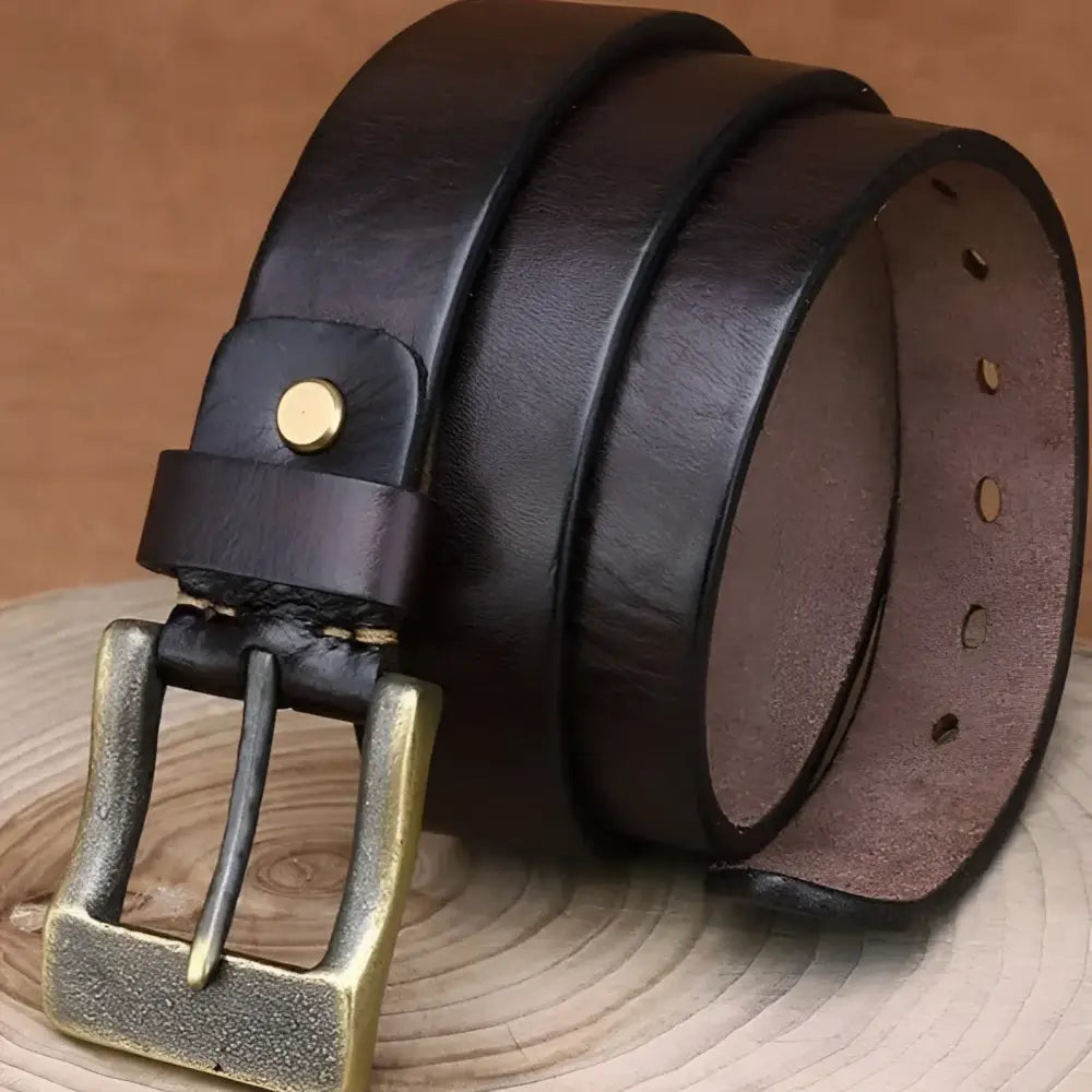 Ramthia men’s leather belt with brass buckle showcasing durable men’s leather accessory