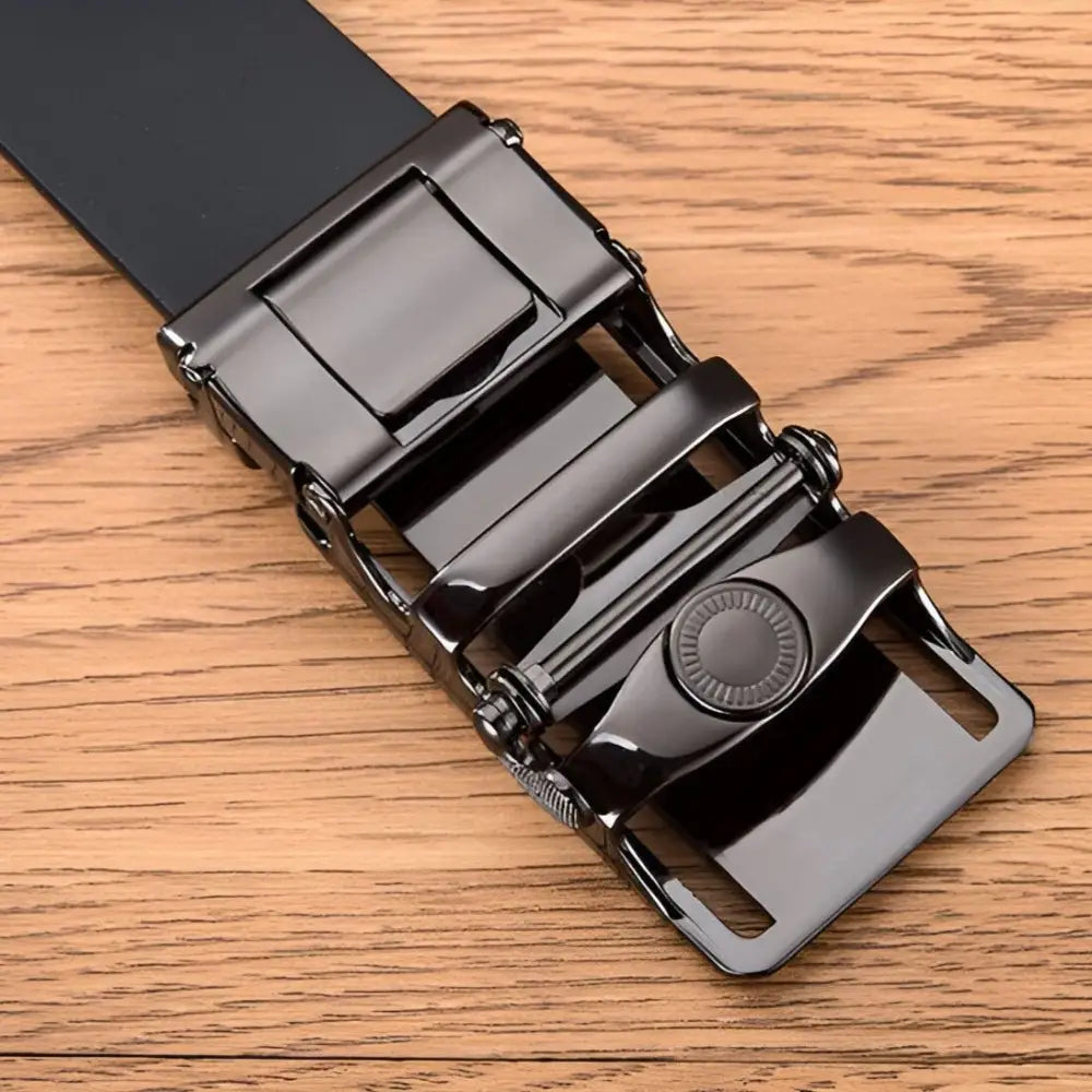 Black grain leather belt with silver buckle for men, stylish and durable accessory