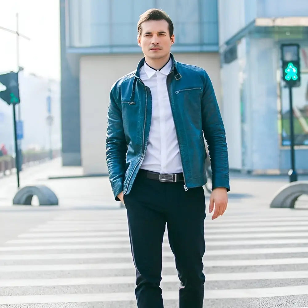 Man wearing blue leather jacket showcasing Aranthur men’s belt in stylish men’s belt design