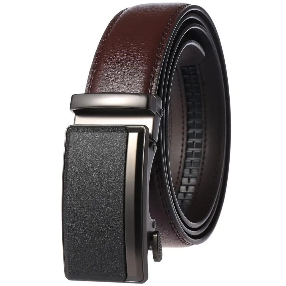 Brown leather suit belt with black buckle in cuir pour homme, stylish belt en cuir