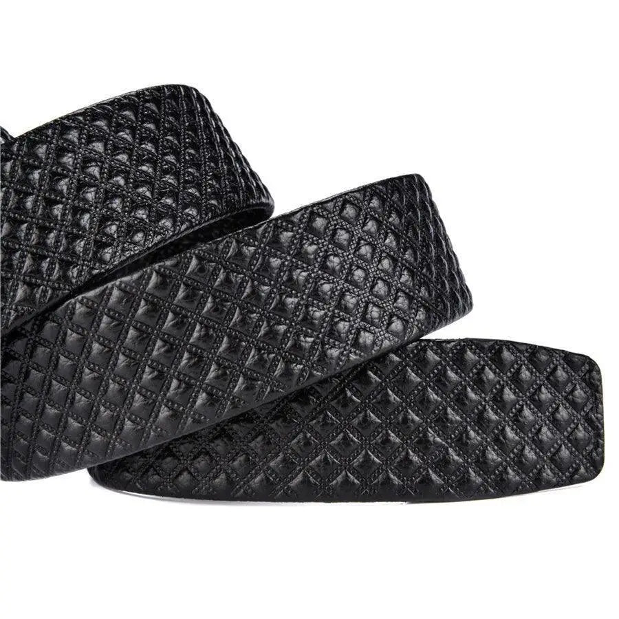 Black quilted leather belt from Men’s Leather Shertur collection with patterned buckle