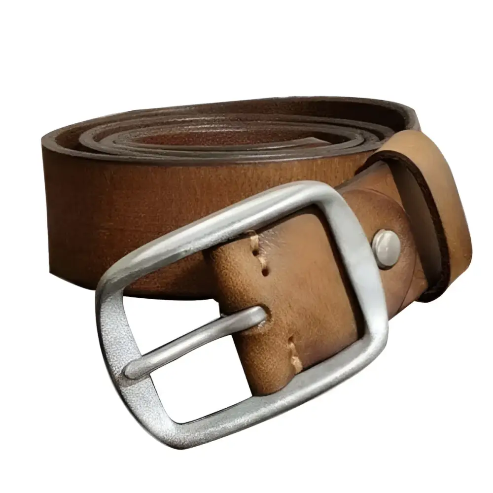 Brown leather belt with silver buckle from Thanica men’s leather collection